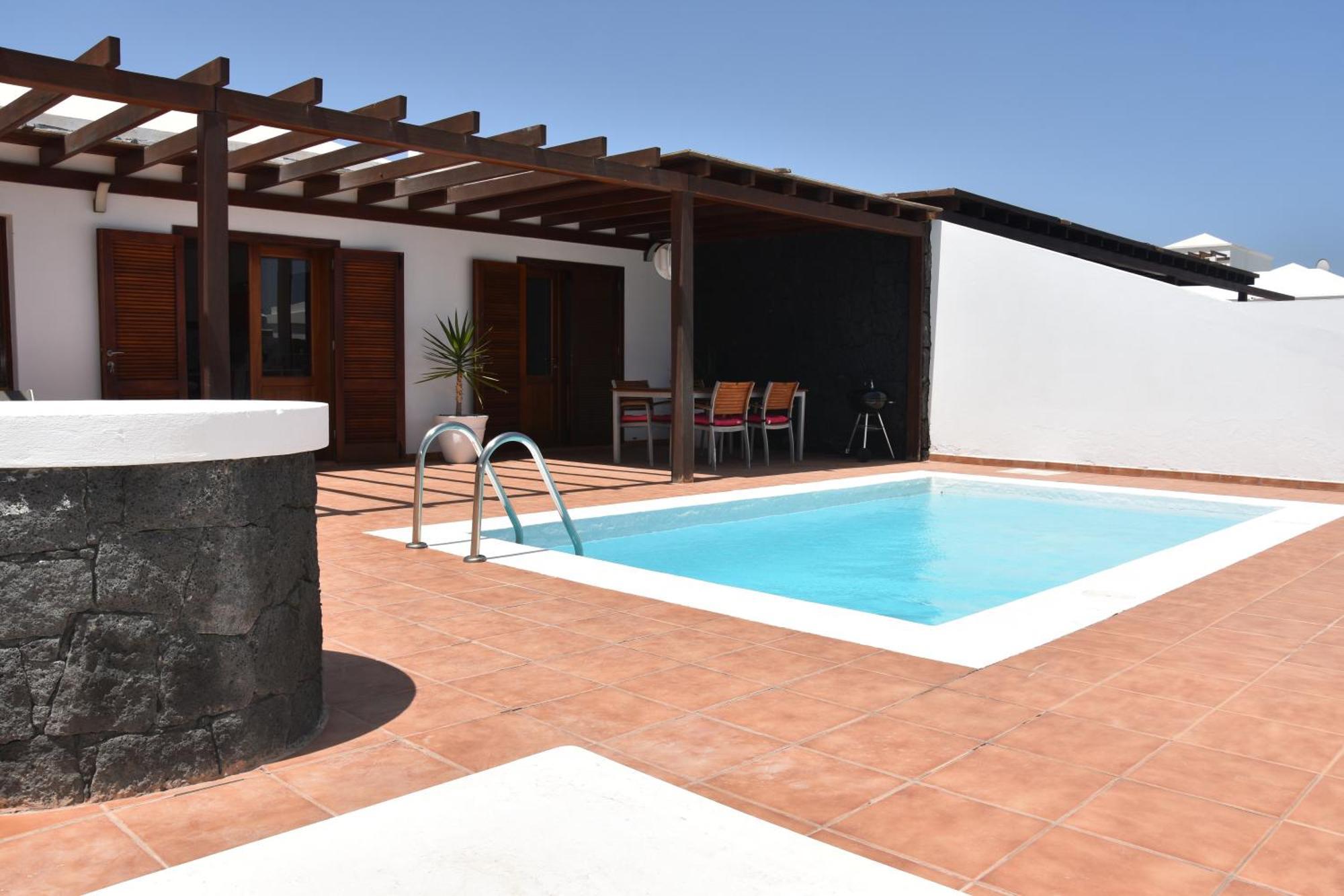 Happy Villa Con Piscina Privada Playa Blanca  Exterior photo