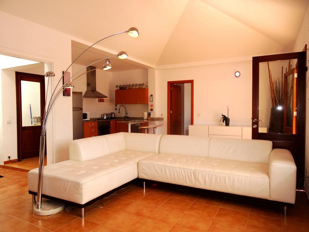 Happy Villa Con Piscina Privada Playa Blanca  Exterior photo